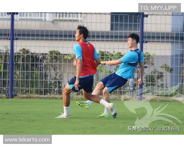 深圳队主场失利,中超联赛战况再起波澜,球队迎来困境